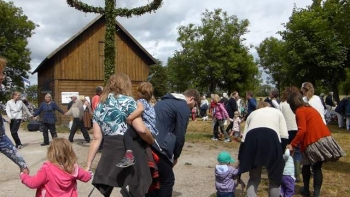 2018_Midsommar.Movie_Bild